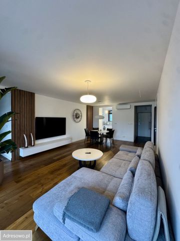 Mieszkanie 3-pokojowe Bielsko-Biała Śródmieście, ul. Cechowa. Zdjęcie 1