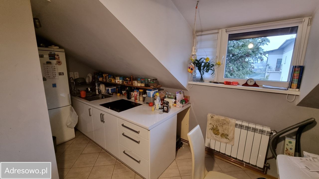 dom wolnostojący, 4 pokoje Bielsko-Biała Kamienica, al. Armii Krajowej. Zdjęcie 4