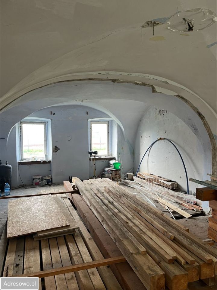 kamienica, 5 pokoi Kostomłoty, ul. Rynek. Zdjęcie 7