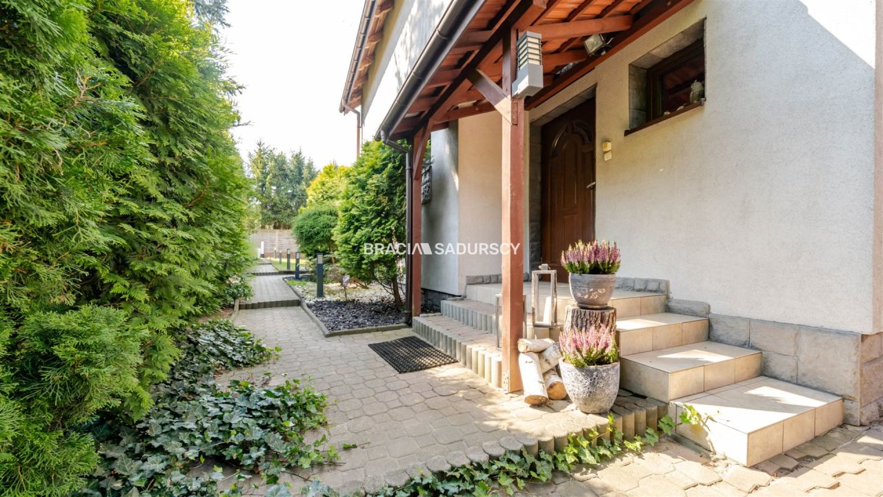 dom wolnostojący, 8 pokoi Kraków Swoszowice, ul. Jeździecka. Zdjęcie 23