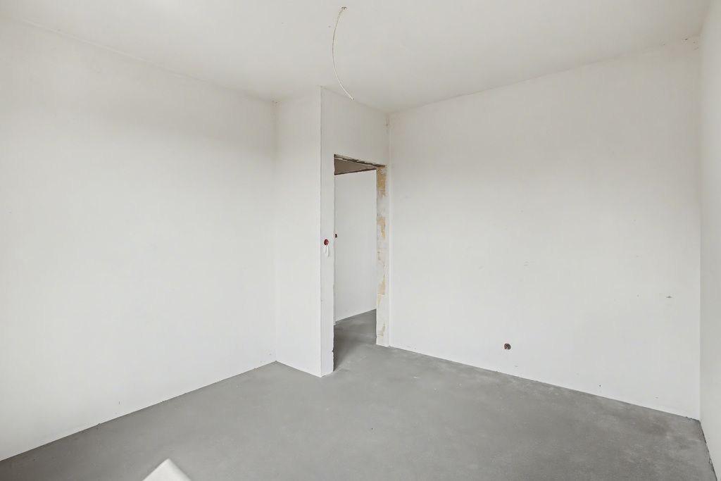 bliźniak, 5 pokoi Dosin. Zdjęcie 43