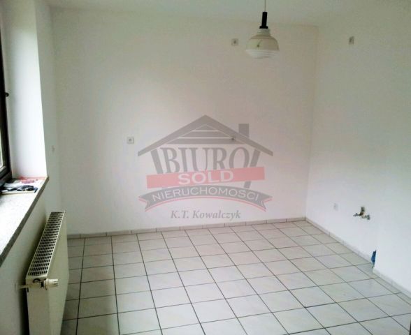 dom wolnostojący, 8 pokoi Ozimek. Zdjęcie 6