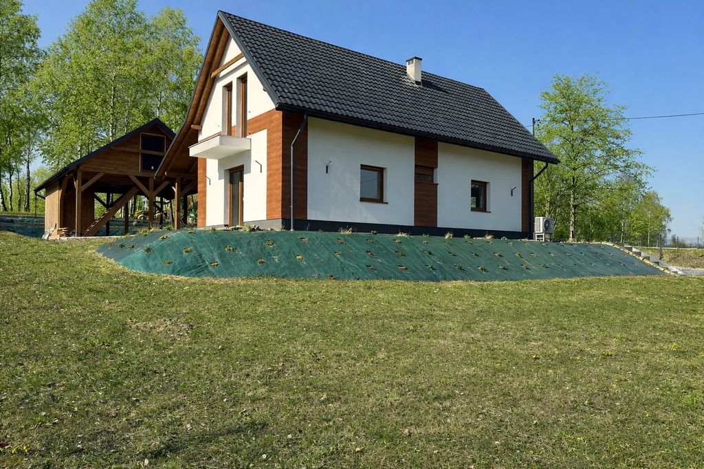 dom wolnostojący, 4 pokoje Lubenia. Zdjęcie 5