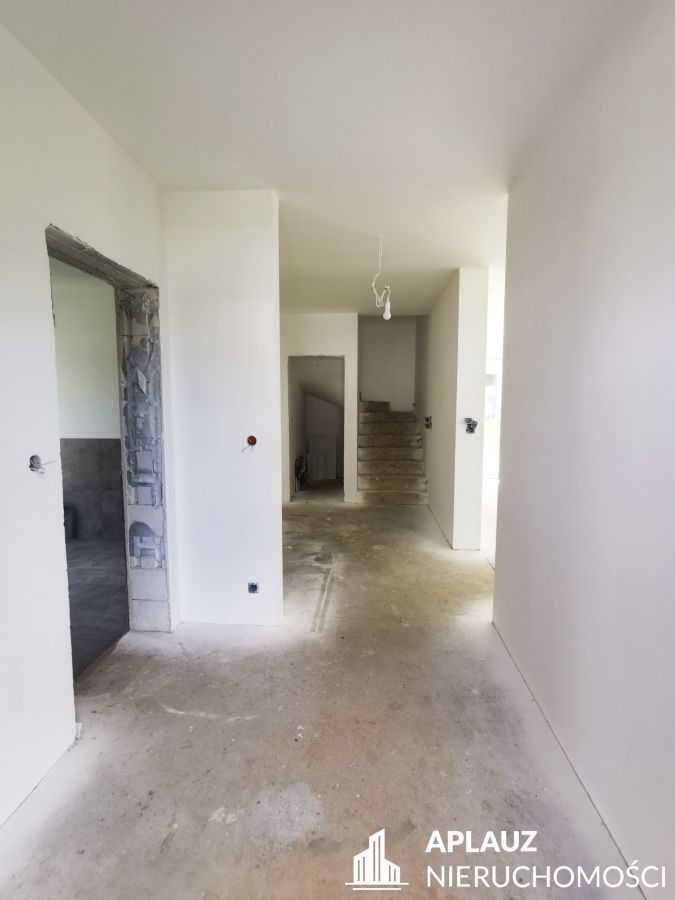 dom wolnostojący, 5 pokoi Jelenia Góra Czarne. Zdjęcie 14