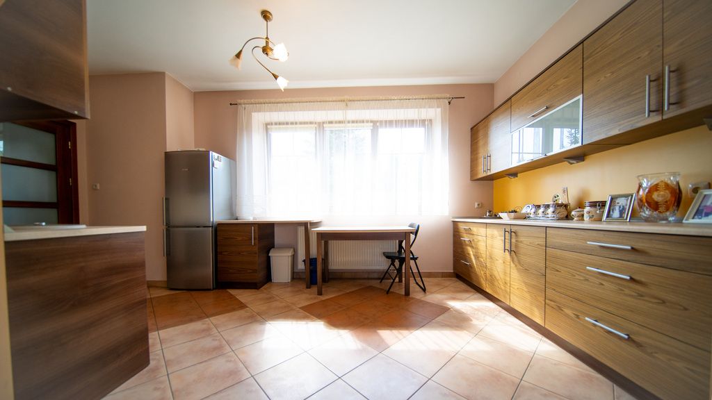 dom wolnostojący, 6 pokoi Zemborzyce Dolne. Zdjęcie 7