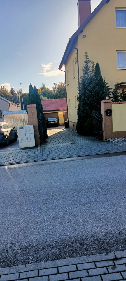 dom wolnostojący, 9 pokoi Rotmanka, ul. św. Siostry Faustyny. Zdjęcie 4