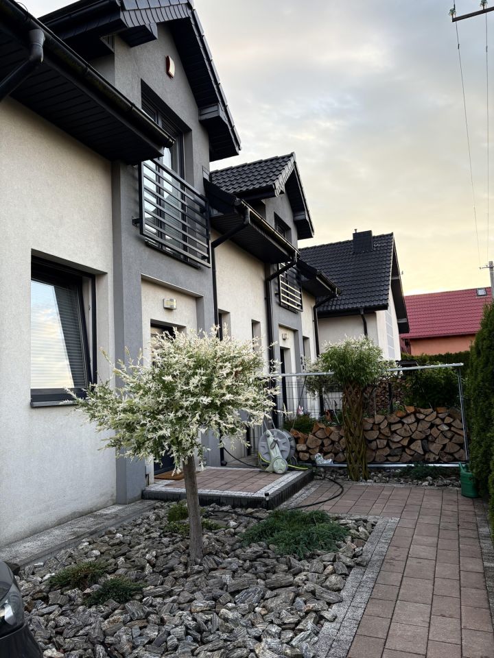 bliźniak, 3 pokoje Banino, ul. Bajeczna. Zdjęcie 1