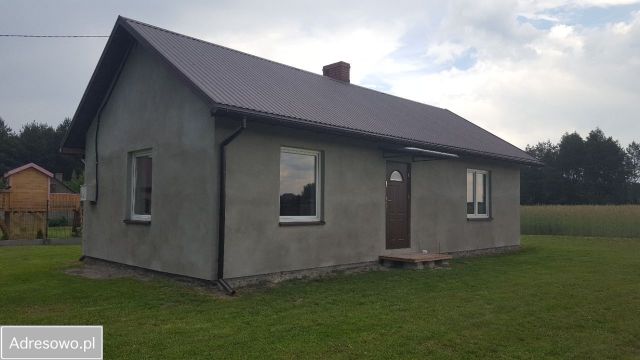 dom wolnostojący, 2 pokoje Kuczków. Zdjęcie 1