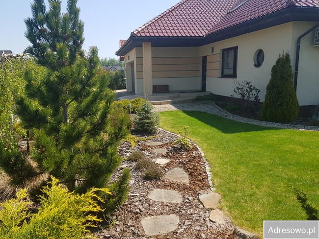 dom wolnostojący, 6 pokoi Bilcza, ul. Liliowa. Zdjęcie 9