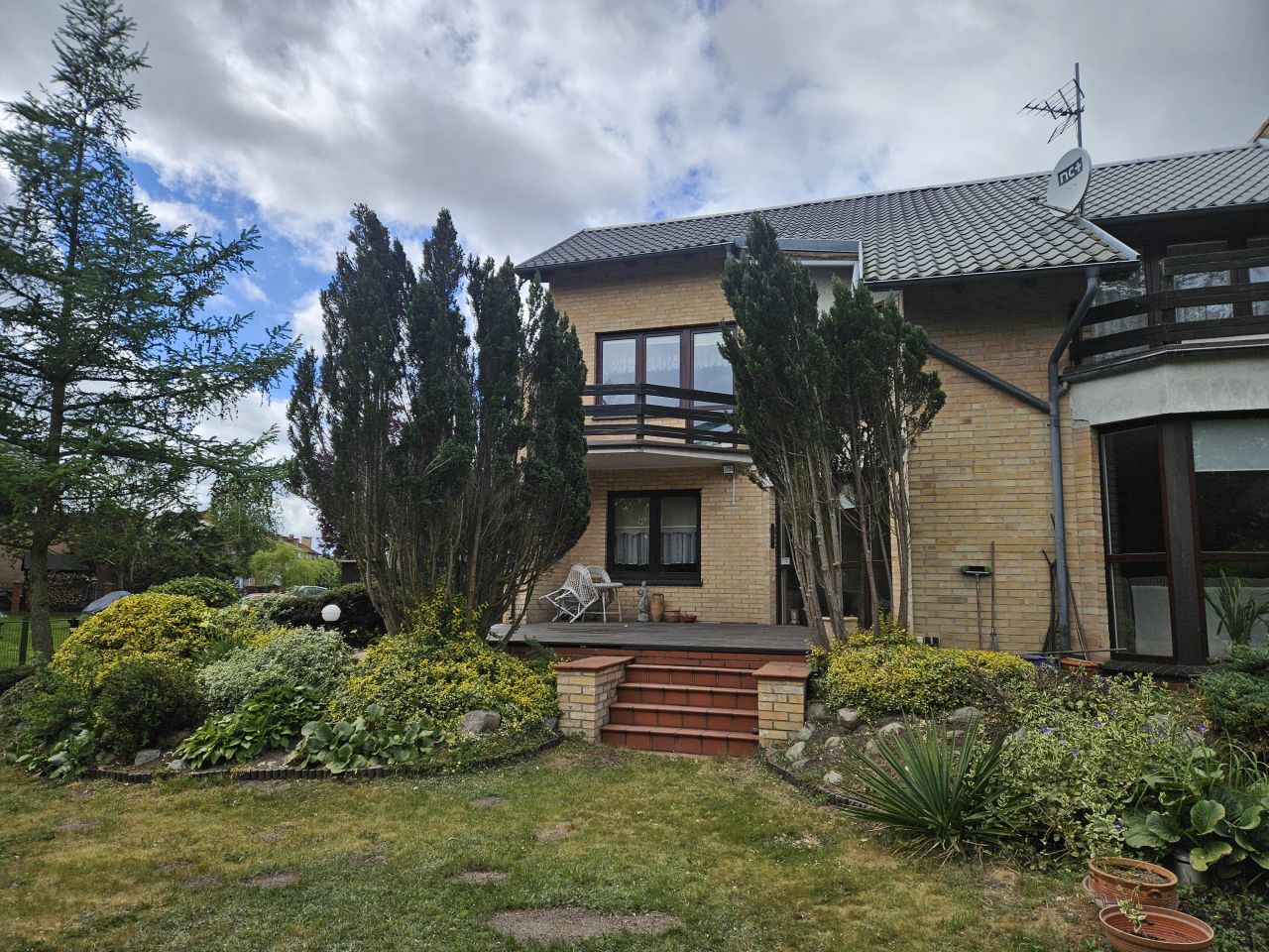 dom szeregowy, 6 pokoi Goleniów, ul. Ofiar Katynia. Zdjęcie 2