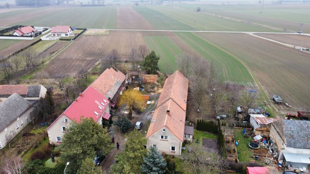 dom wolnostojący, 5 pokoi Chwalibożyce