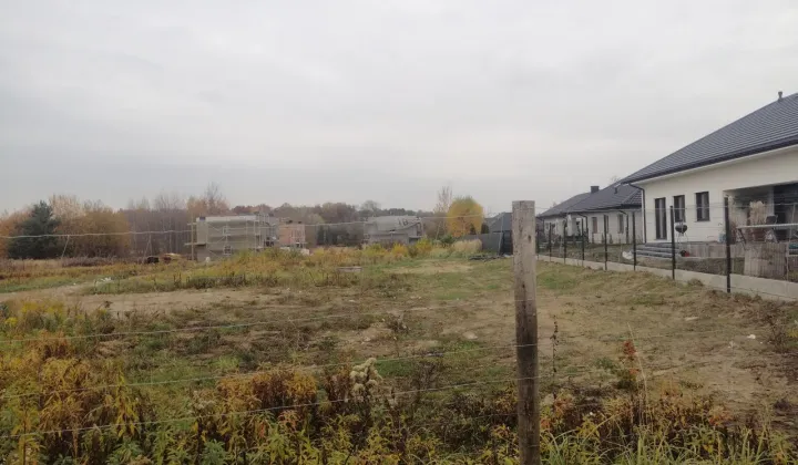 Działka budowlana Radom Janiszpol, ul. Stefana Banacha