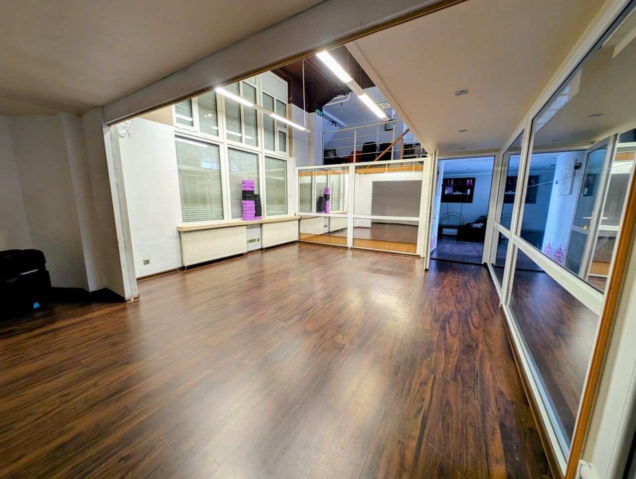 Lokal Szczecin Centrum, ul. Unisławy. Zdjęcie 3