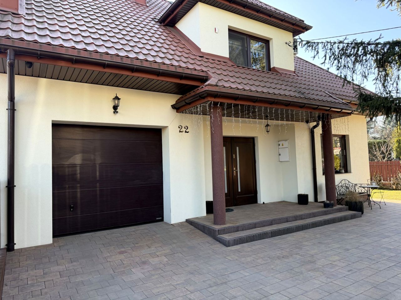 dom wolnostojący, 6 pokoi Wołomin, ul. Sikorskiego. Zdjęcie 1