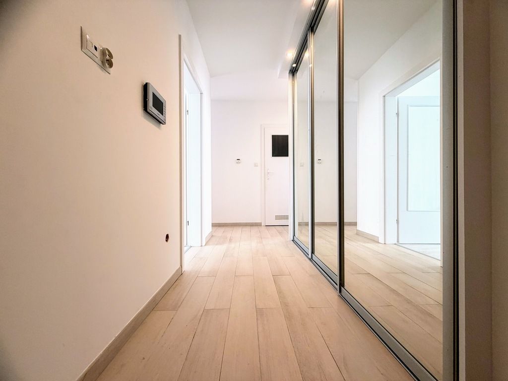 Mieszkanie 3-pokojowe Rzeszów, ul. Żmigrodzka. Zdjęcie 9