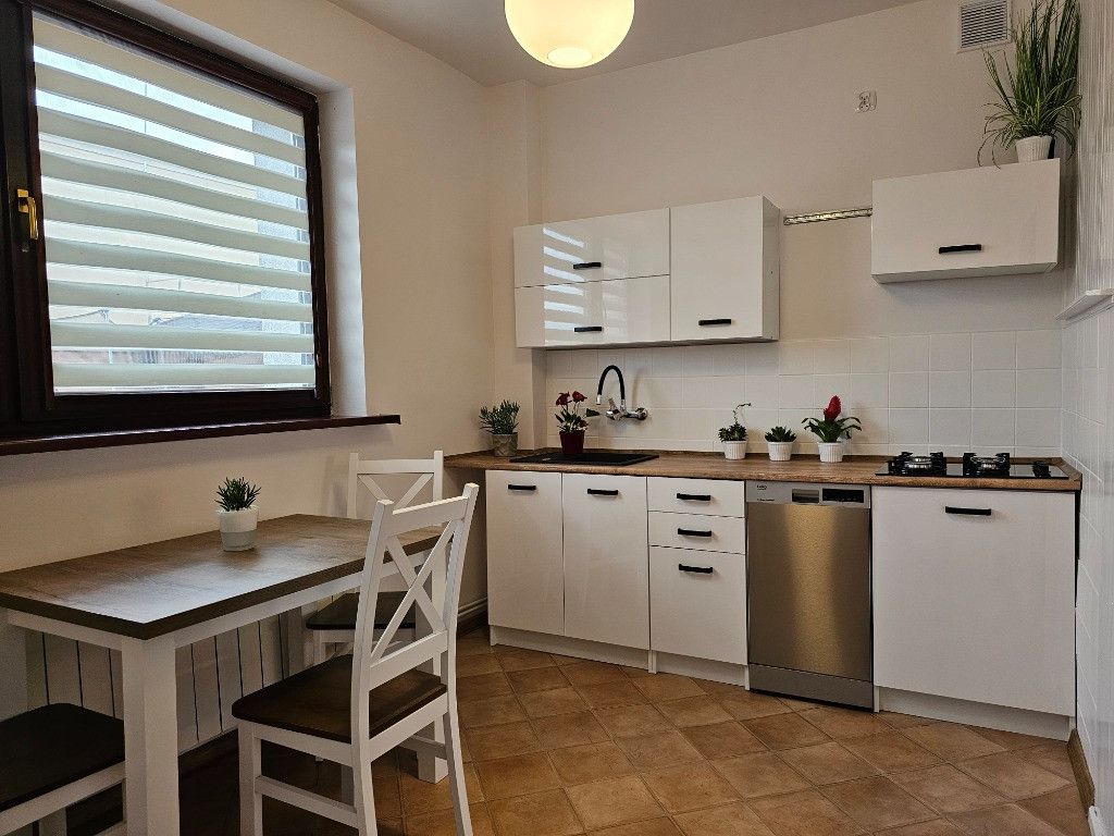 dom wolnostojący, 6 pokoi Leszno Zatorze. Zdjęcie 3