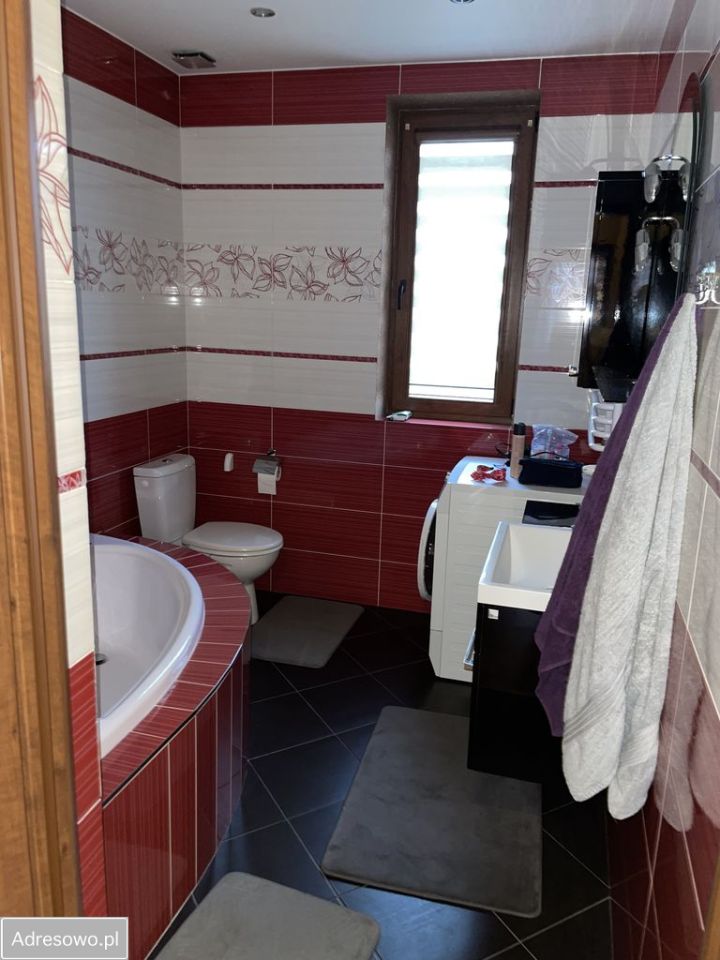 dom wolnostojący, 5 pokoi Jędrzejów. Zdjęcie 3