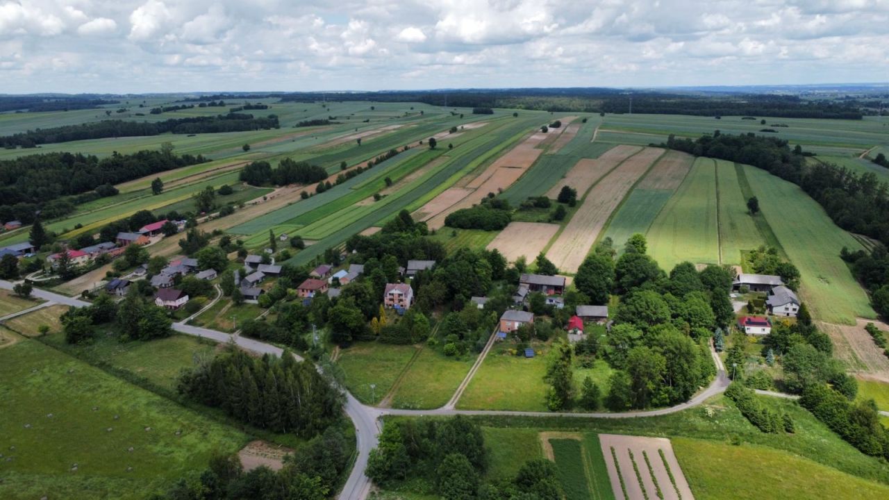 dom wolnostojący, 7 pokoi Średnie Duże. Zdjęcie 20