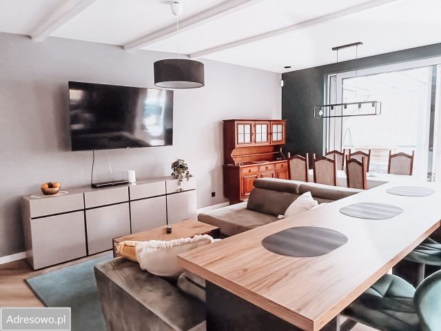 bliźniak, 3 pokoje Nienawiszcz, ul. Zwierzyniecka. Zdjęcie 1