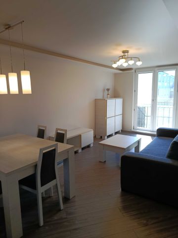 Mieszkanie 2-pokojowe Zgierz, ul. ks. Szczepana Rembowskiego. Zdjęcie 1