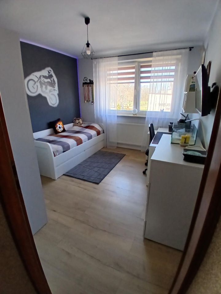 dom wolnostojący, 6 pokoi Nieżywięć. Zdjęcie 11