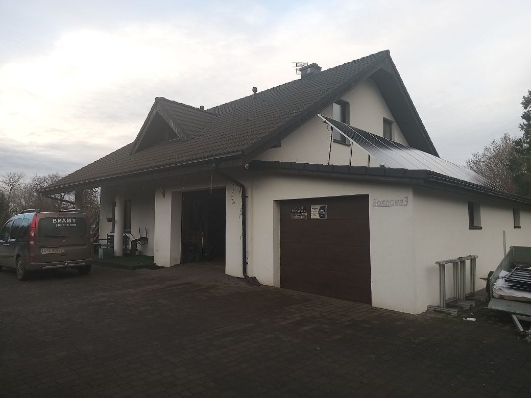 dom wolnostojący, 6 pokoi Borzęcino. Zdjęcie 1