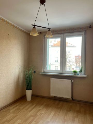 Mieszkanie 3-pokojowe Oława, rynek Rynek. Zdjęcie 17