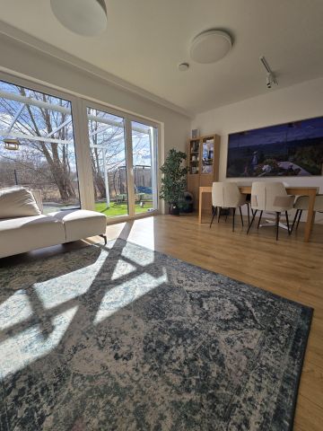 dom szeregowy, 5 pokoi Ząbki Centrum, ul. Skowronka. Zdjęcie 1