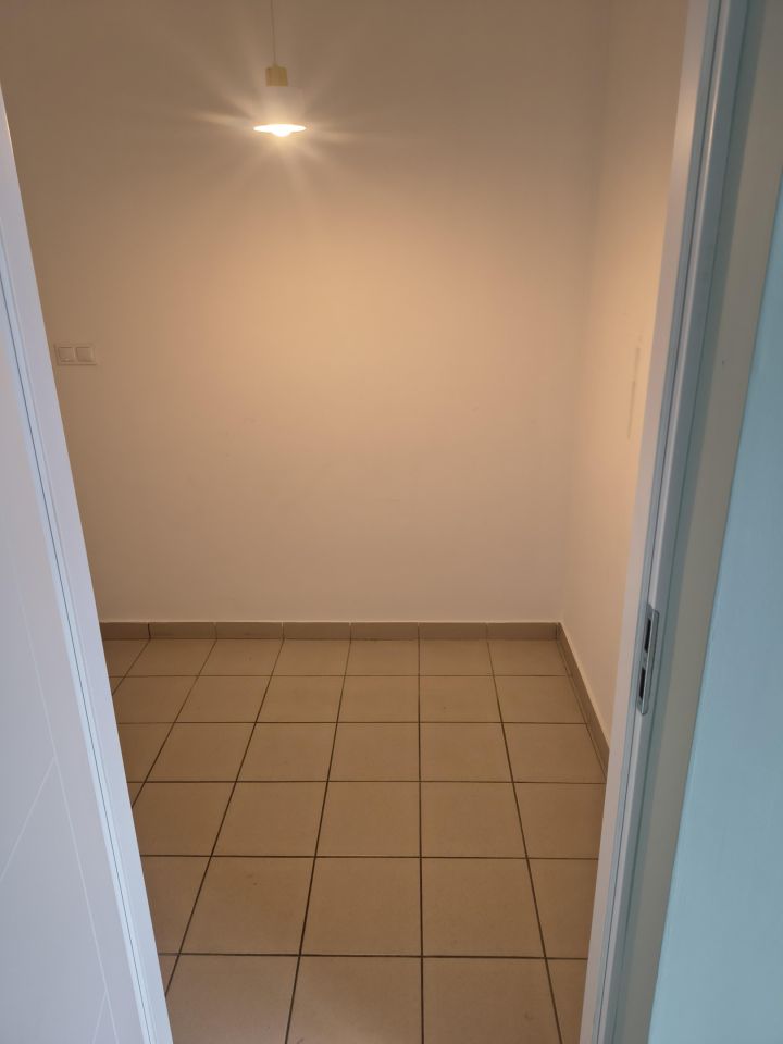 Lokal Kraków Borek Fałęcki, ul. Koszalińska. Zdjęcie 8