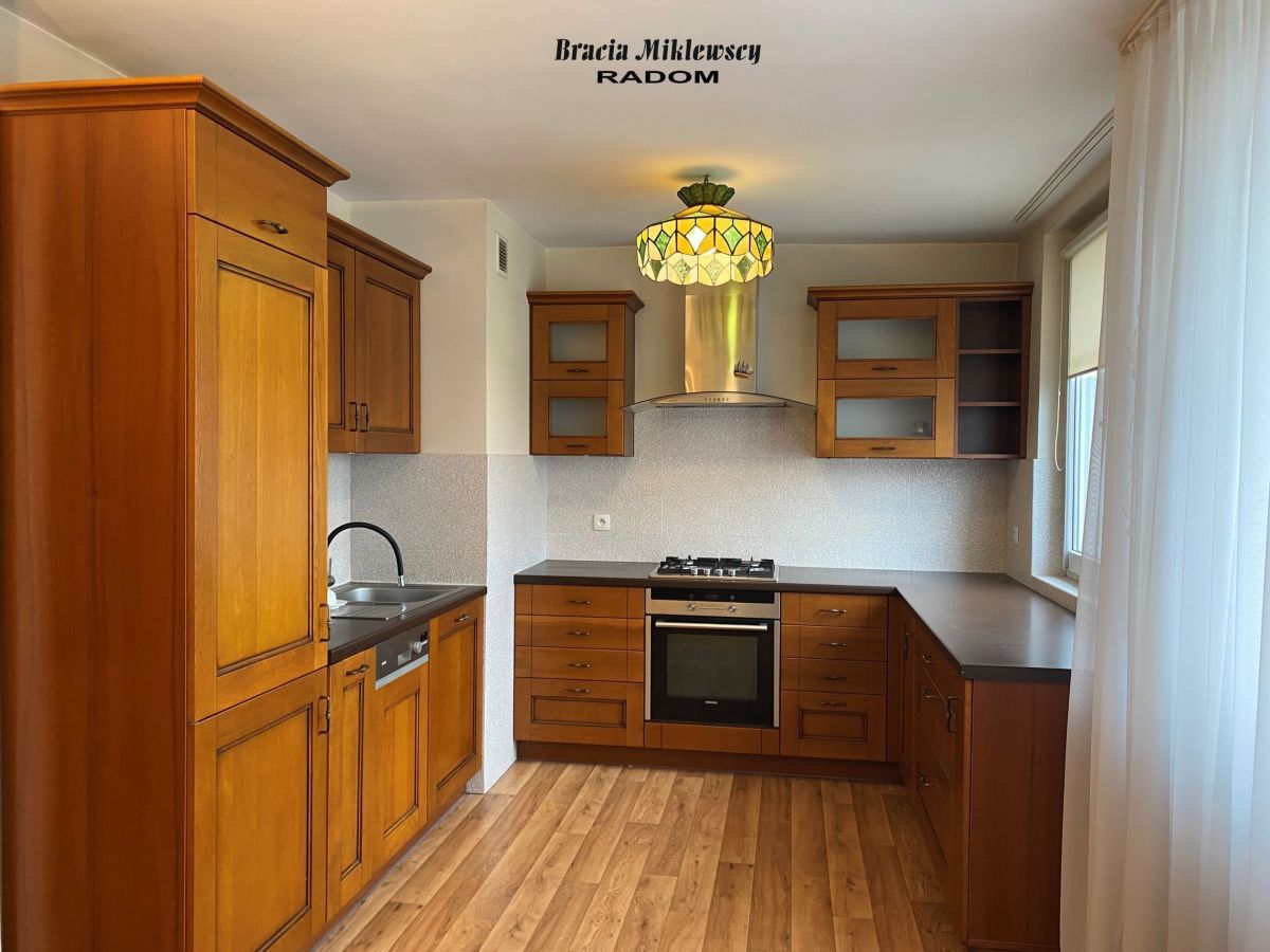 Mieszkanie 3-pokojowe Radom Planty, ul. Jastrzębia. Zdjęcie 2