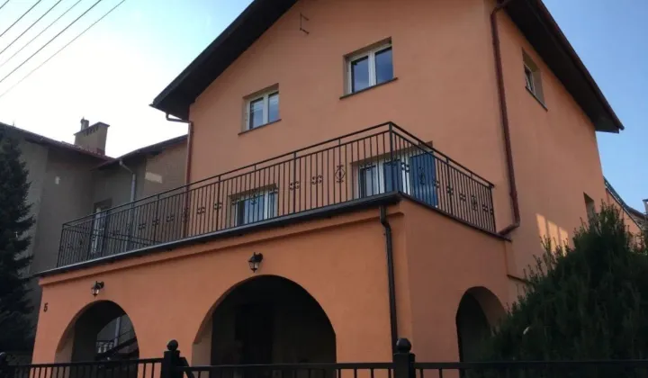 dom wolnostojący, 6 pokoi Bielawa