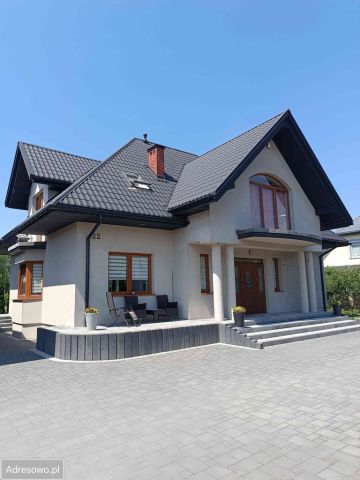 dom wolnostojący, 6 pokoi Radom Malenice. Zdjęcie 1