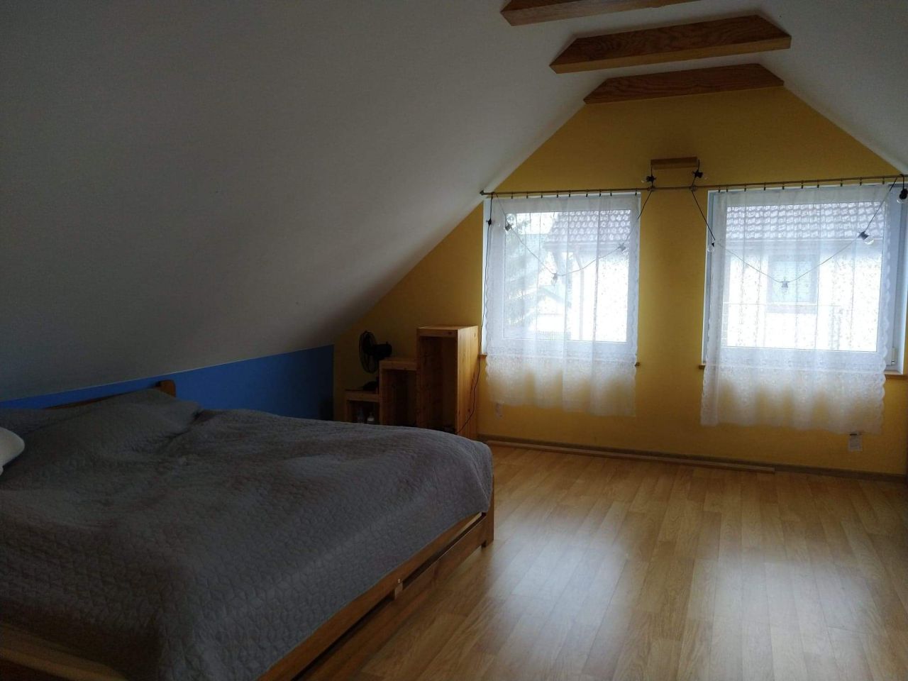 dom wolnostojący, 5 pokoi Mosty. Zdjęcie 3