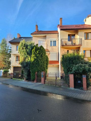 dom szeregowy Wrocław Klecina, ul. Słowińców. Zdjęcie 1