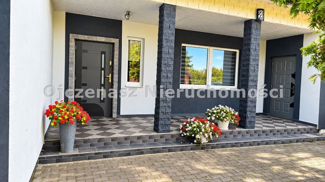 dom wolnostojący, 5 pokoi Małe Rudy. Zdjęcie 17