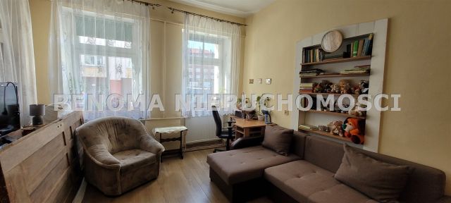 Mieszkanie 3-pokojowe Wałbrzych Nowe Miasto, pl. Konstytucji 3 Maja. Zdjęcie 11