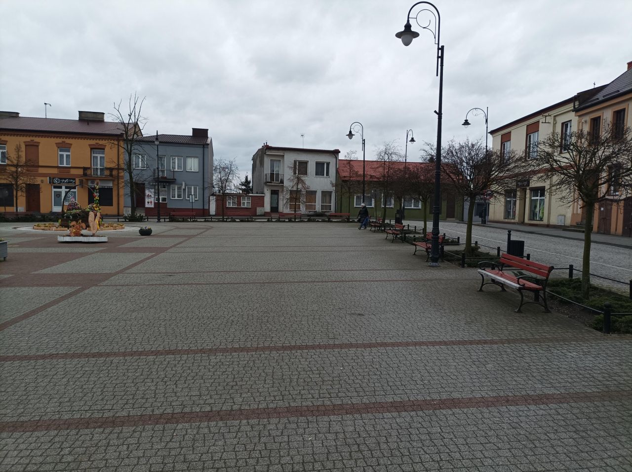 dom wolnostojący, 6 pokoi Lipno, pl. Plac Dekerta. Zdjęcie 5