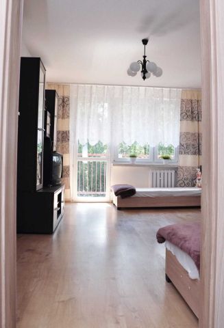 Mieszkanie 3-pokojowe Łódź Widzew, ul. Michała Lermontowa. Zdjęcie 1