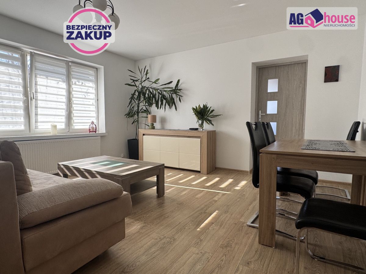 Mieszkanie 2-pokojowe Gdynia Mały Kack, ul. Wieluńska. Zdjęcie 1