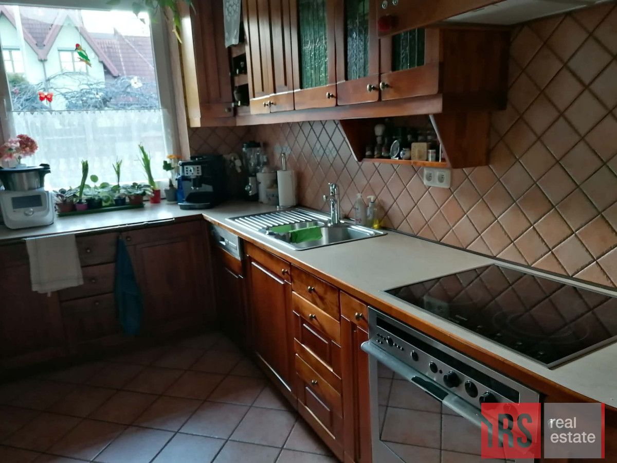 dom wolnostojący, 5 pokoi Czarnów, ul. Topazowa. Zdjęcie 9