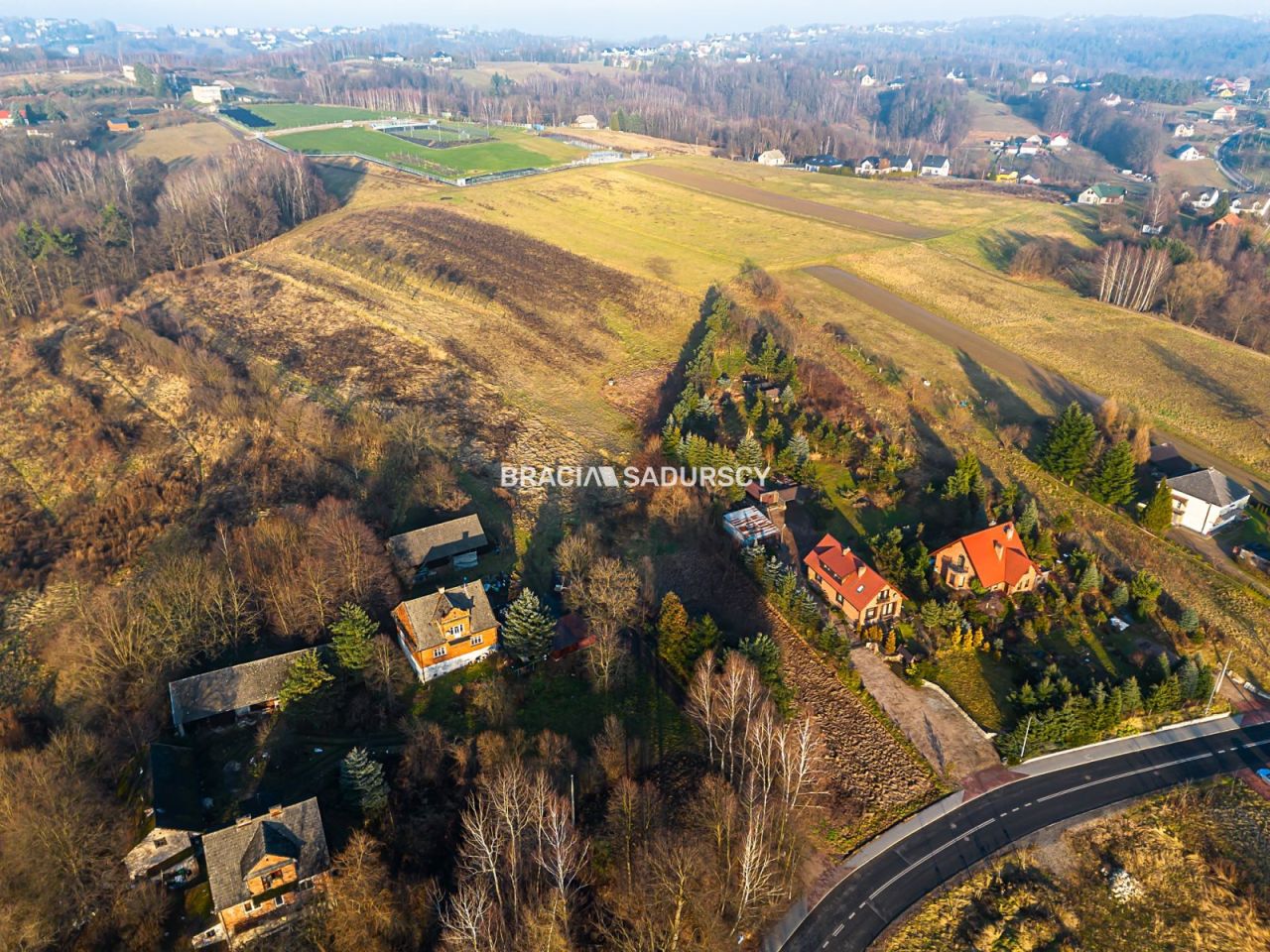 Działka inwestycyjna Włosań, ul. Łobzowska. Zdjęcie 6