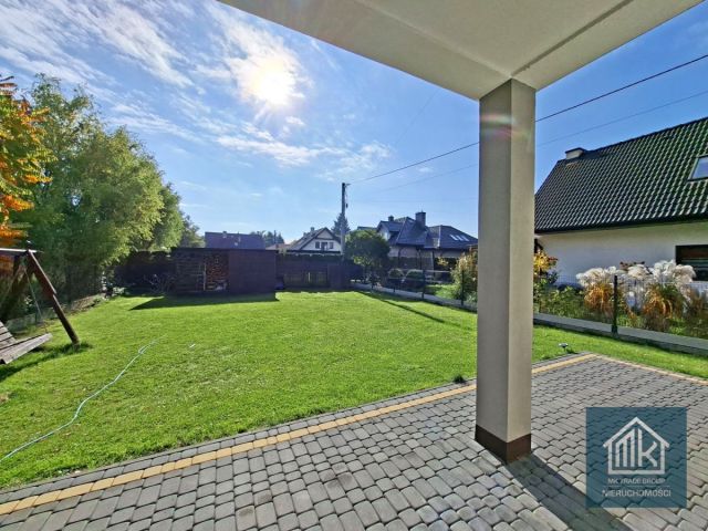 dom wolnostojący, 4 pokoje Niepołomice, ul. Słoneczna. Zdjęcie 16