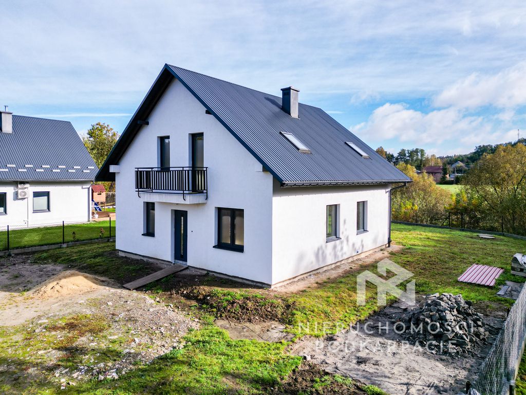 dom wolnostojący, 5 pokoi Nowy Borek