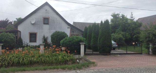 dom wolnostojący, 4 pokoje Świerczów. Zdjęcie 1