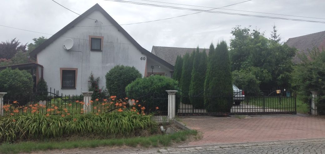 dom wolnostojący, 4 pokoje Świerczów