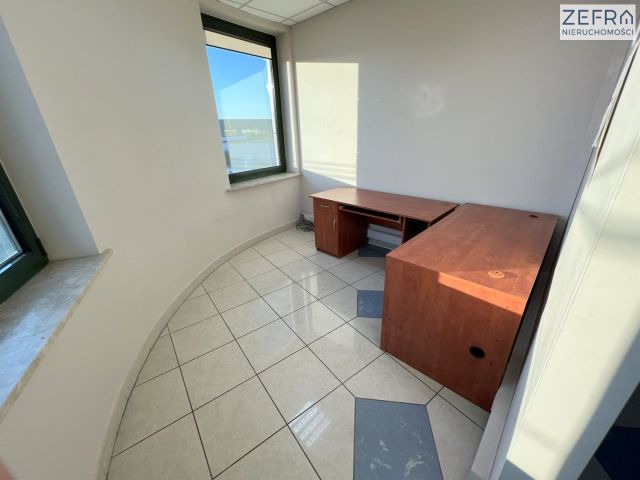 Biuro Kraków Prądnik Biały, ul. Stawowa. Zdjęcie 5