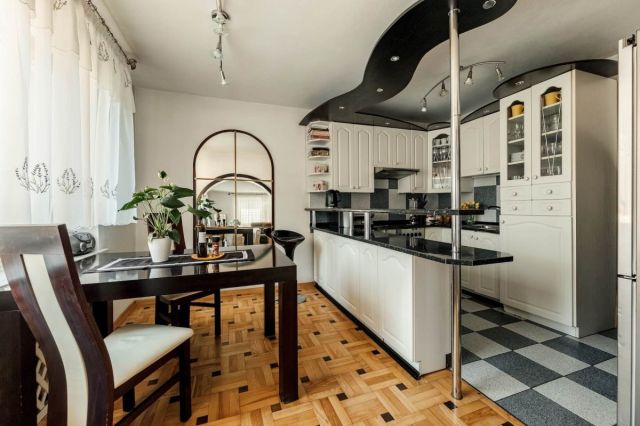 dom wolnostojący, 5 pokoi Jabłonna, ul. Modlińska. Zdjęcie 12