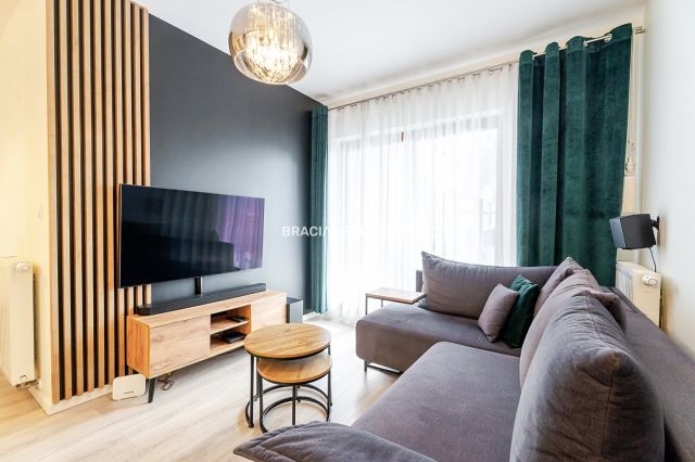 Mieszkanie 3-pokojowe Kraków Podgórze, ul. Tadeusza Szafrana. Zdjęcie 2