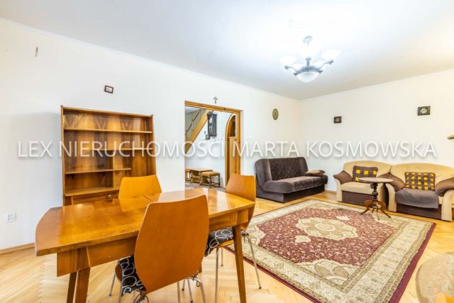 dom wolnostojący, 5 pokoi Magdalenka. Zdjęcie 1
