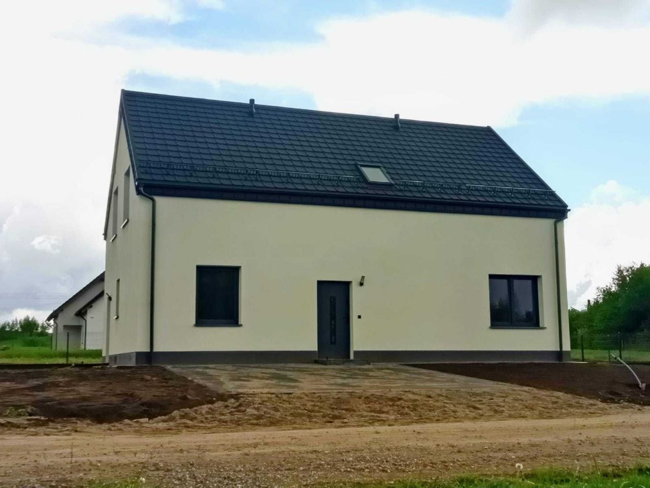 dom wolnostojący Kościerzyna, ul. ks. Stanisława Czapiewskiego. Zdjęcie 3